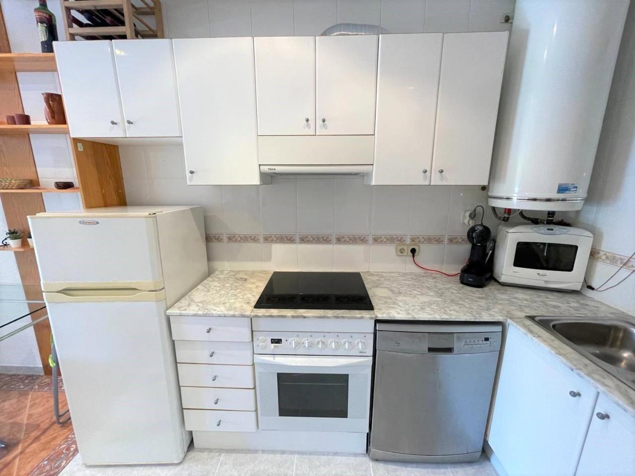 Apartamento En Platja Sant Pol S'Agaro Con Pisicina Y Jardin Sant Feliu de Guíxols Dış mekan fotoğraf