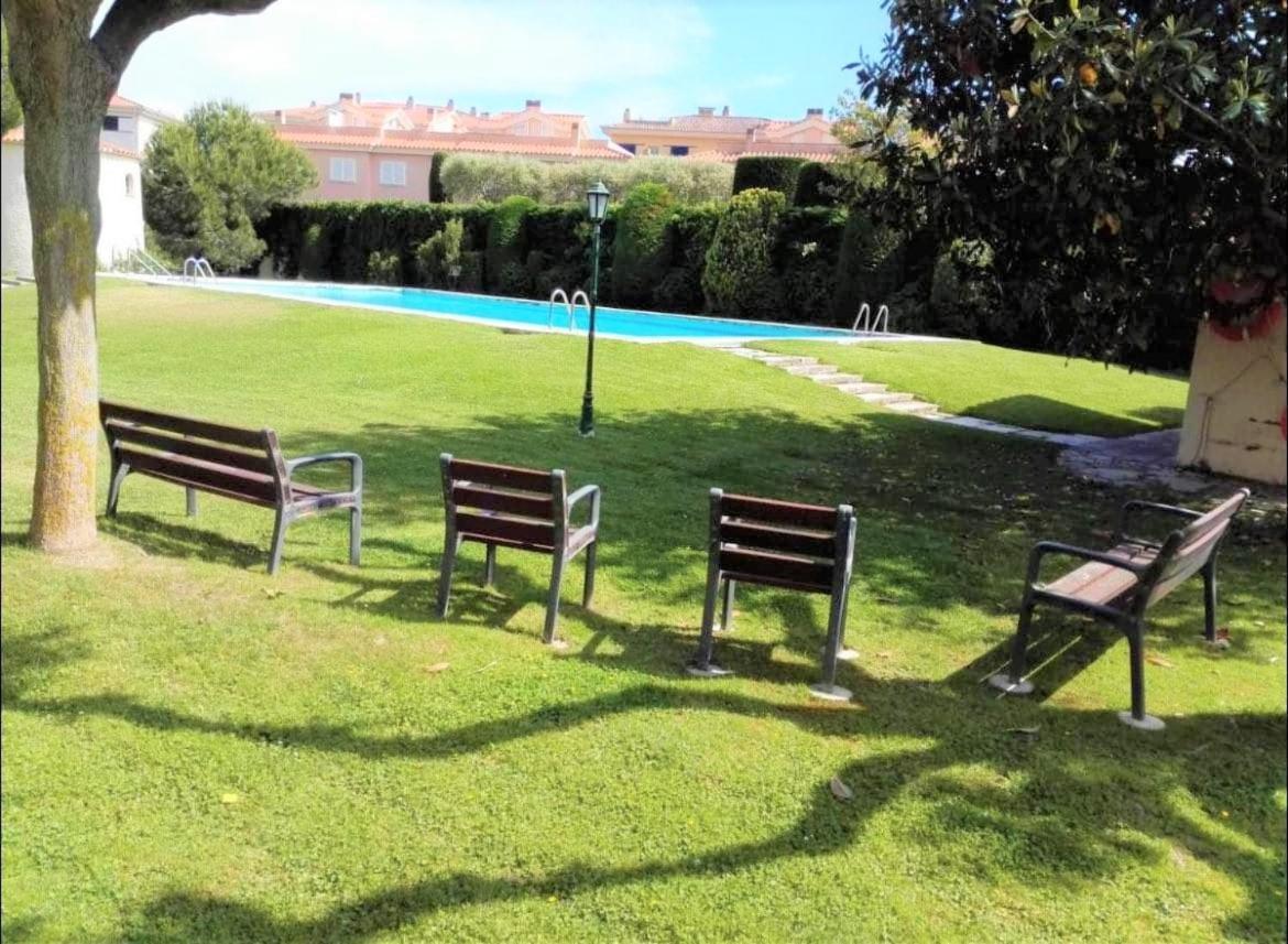 Apartamento En Platja Sant Pol S'Agaro Con Pisicina Y Jardin Sant Feliu de Guíxols Dış mekan fotoğraf